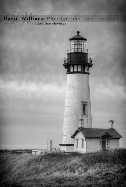 Stunning image of Yaquina Head Lighthouse in Newport, Oregon
